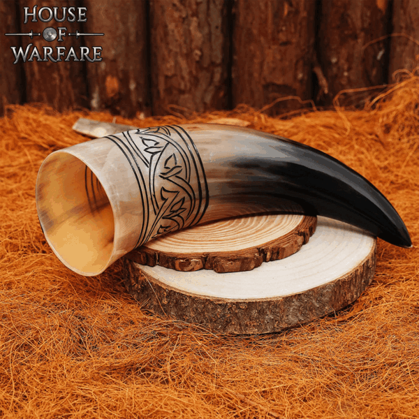 Floral Knotwork Drinking Horn