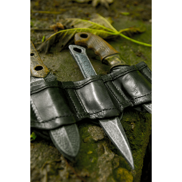 Rogue LARP Knife Set and Holder