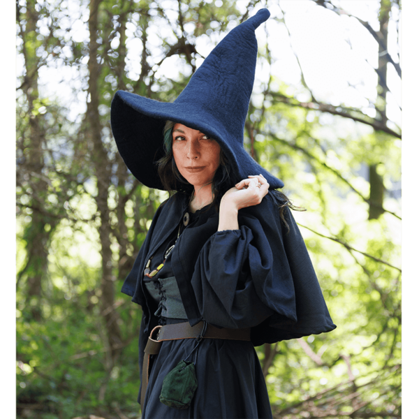 Bron Canvas Short Cape