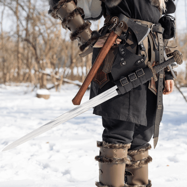 Geralt Diagonal Sword Frog