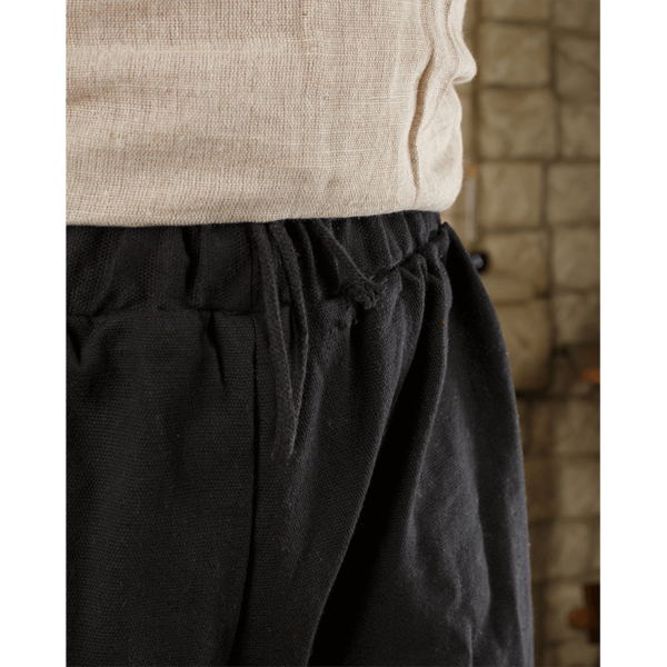 Tudor Short Trousers