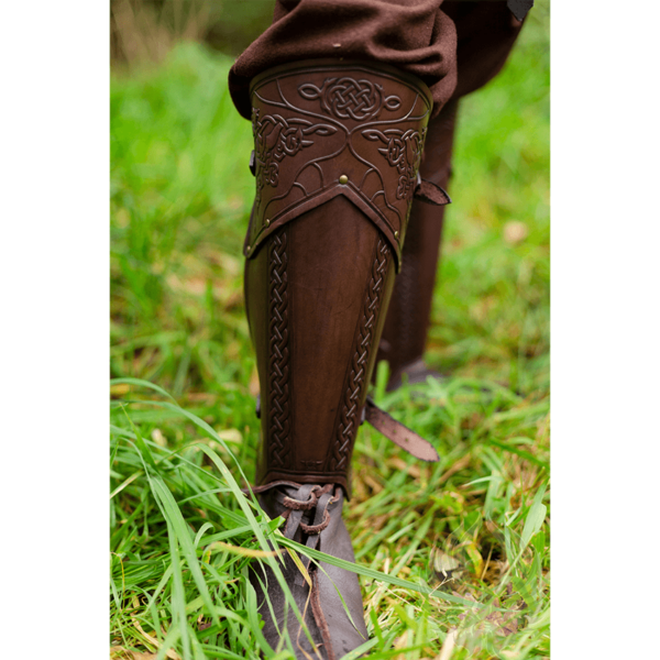 Celtic Mantikor Leather Greaves