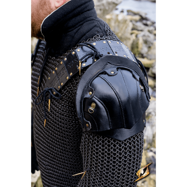 Woodsman Leather Shoulder Armour