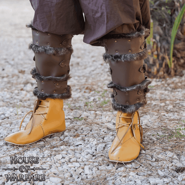 Bjorn Fur Trim Leather Greaves - Brown