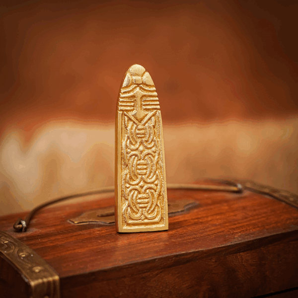 Medieval Knotwork Brass Belt Tip