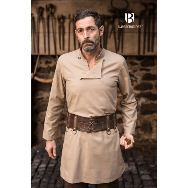 Einarr Skjoldehamn Tunic