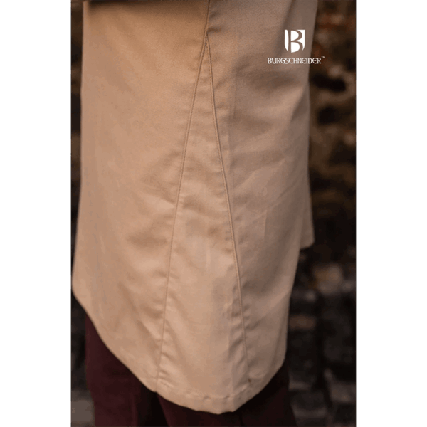 Einarr Skjoldehamn Tunic