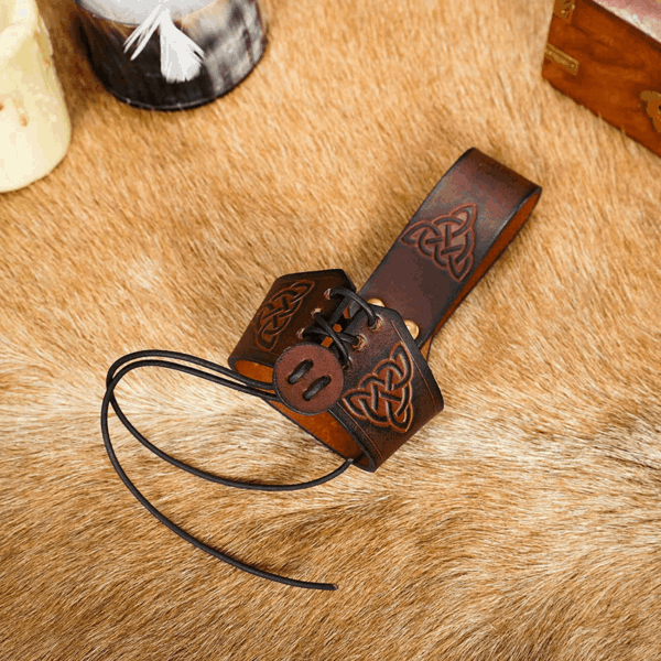 Celtic Leather Drinking Horn Holder - Brown