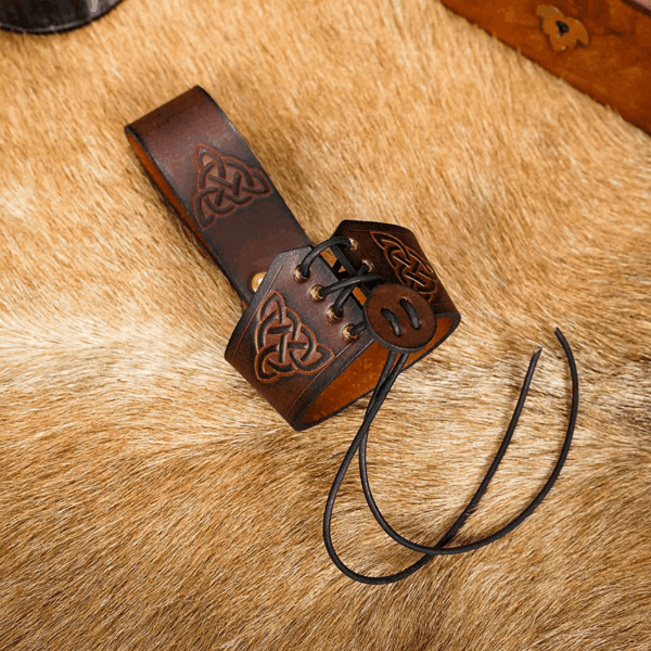 Celtic Leather Drinking Horn Holder - Brown