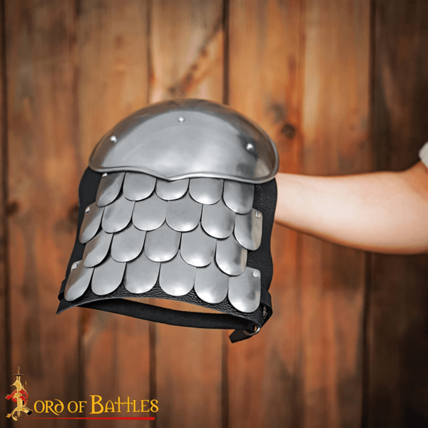 Steel Scale Pauldrons
