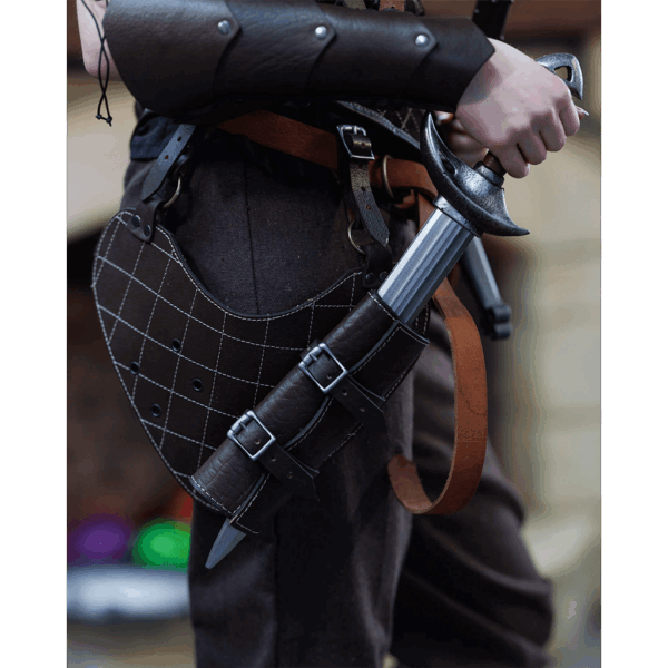 Sylvain Leather Sword Frog